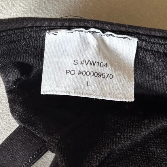 Vuori Yosemite Bra Black Size L - Picture 7 of 7